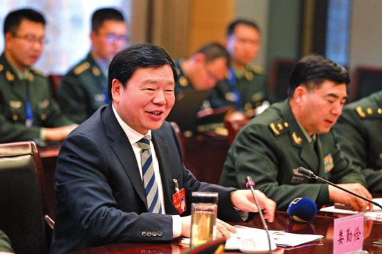 娄勤俭:切实做好双拥共建工作 坚定不移支持军