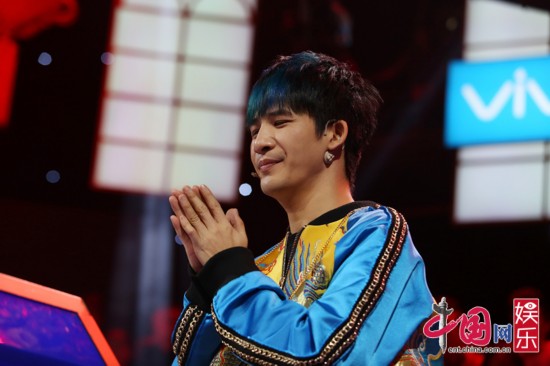 东北TFBOYS!大张伟唱二人转版《青春修炼手