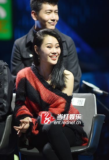 杜丽莎林忆莲《歌手》师生情谊深 张杰赵雷将首轮接棒
