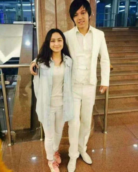 迪玛希上《歌手》之前就是网红了 迪玛希成长