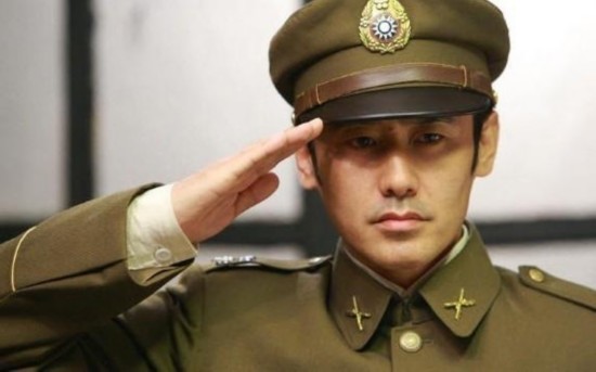 制服诱惑！胡歌李泽锋王凯哪款军装型男是你的菜？