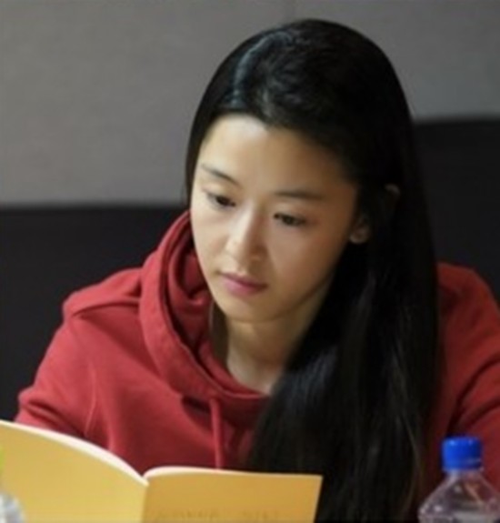 表情女星照大公开:全智贤a表情允儿宋茜变表情招对大全包自拍的图片下载图片