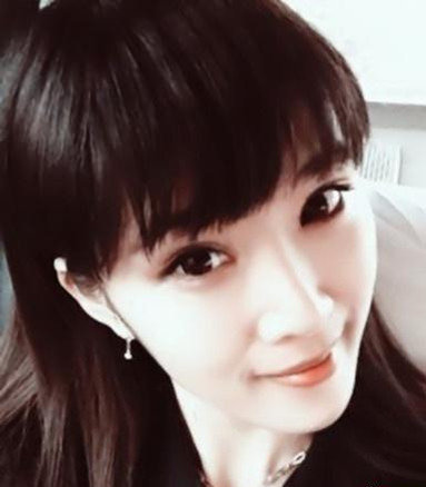 邱淑贞15岁爱女惊艳曝光 这些星二代美到窒息