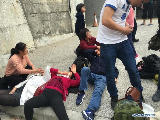 CHINA-TAIWAN-KAOHSIUNG-BUS-CRASH (CN)