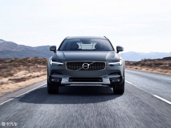 ֶV90 Cross Country