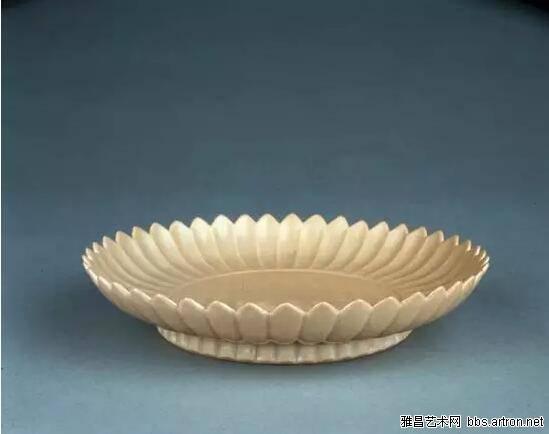 菊瓣盘 大英博物馆馆藏
