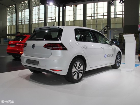 ()2016e-Golf