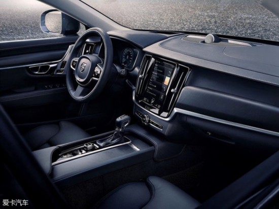 ֶV90 Cross Country