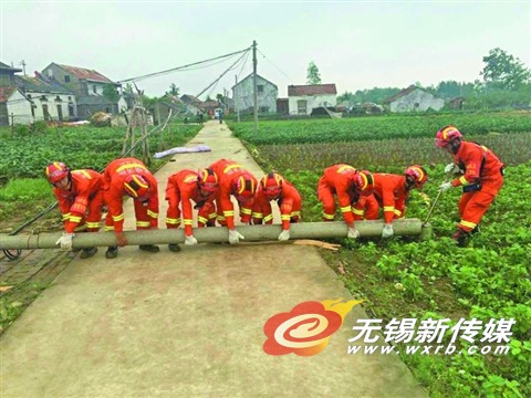 无锡消防:最危急的时刻,我们在