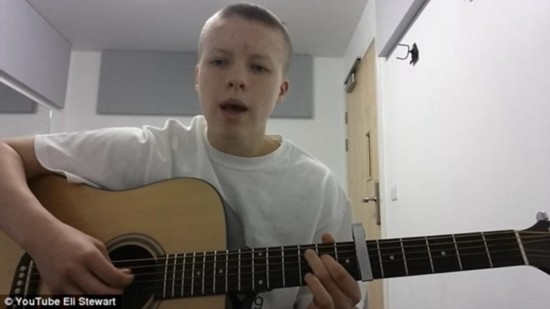 剃头扮癌症晚期 英少年被指说谎向慈善机构骗