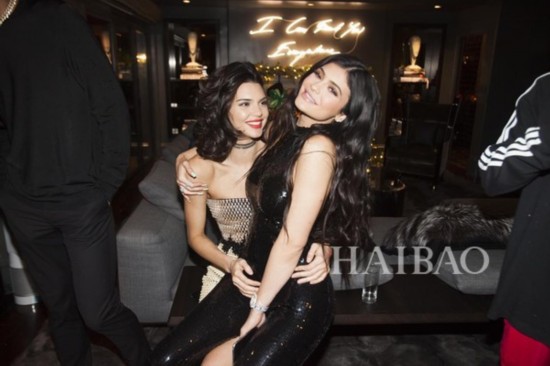 �Ͳ��P��R (Kylie Jenner)�p��