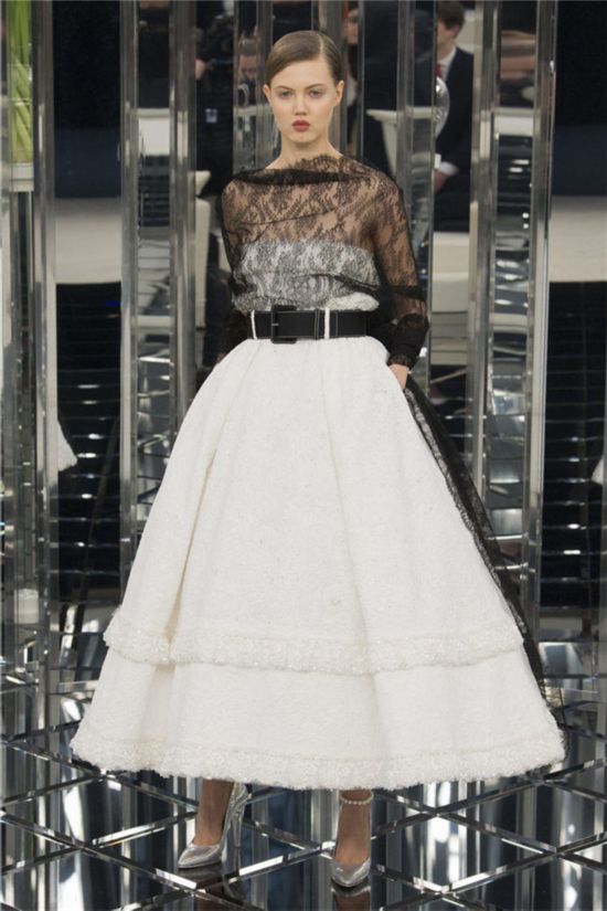 2017春夏高定时装周:香奈儿(Chanel)高定时装秀