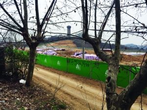 南京江宁 远洋山水 未批先建 城管:将立案