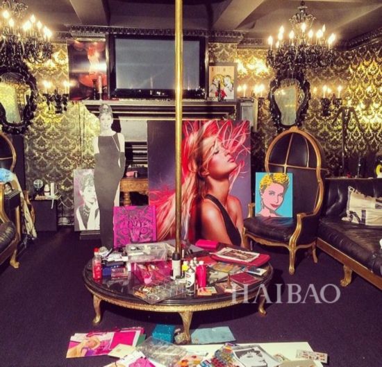 ���R���P�ƺ��y (Paris Hilton) ��U���p��
