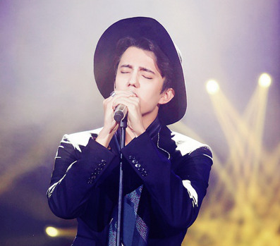 《歌手》迪玛希挑战中文歌 演唱《秋意浓》被