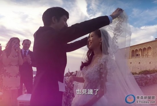 王力宏公开古堡婚礼画面 与妻子李靓蕾结婚3年