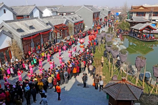 陕西大荔同州湖:非遗花苫鼓五光十色舞起来