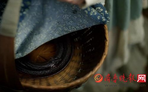 素锦的岁数、迪丽热巴的小铃铛《三生三世十里