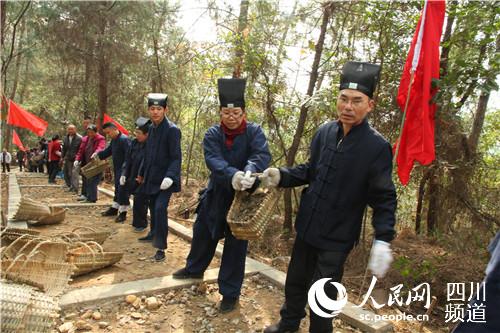附近道觀的道長也加入到會戰中。