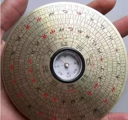 情人节送礼攻略:2月14日送啥才不会被女友甩?