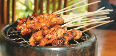 中国学子在美国做 亚洲美食地图