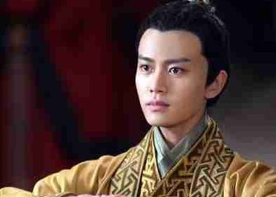 《大唐荣耀》第31、32集剧情介绍：林致李倓分手 李俶沈珍珠发现何灵依的秘密