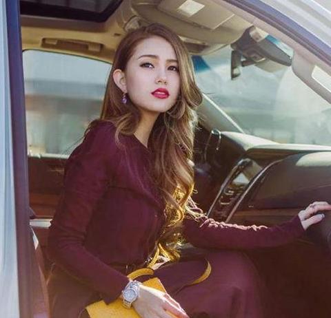 周杰伦二胎是个男孩? 90后昆凌儿女双全 昆凌