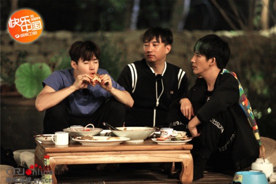 《向往的生活》黄磊做面条 刘宪华思家(组图)