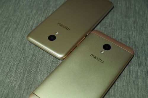 千元机也能享受快充快感 魅蓝5s对比魅蓝5手机