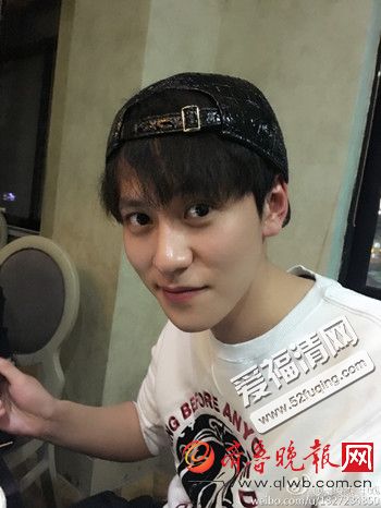 秦俊杰杨紫公开恋情 秦俊杰家庭背景个人资料