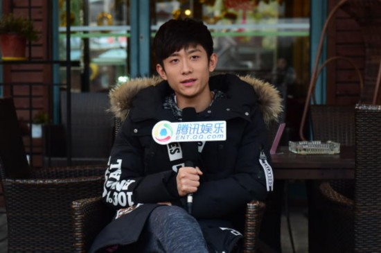 杨紫秦俊杰_杨紫的qq号