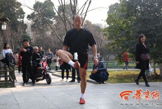 高温昨日19.7℃今日7℃明日4℃ 西安的春天你懂的