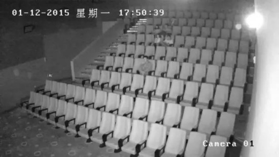 网友曝光行业秘密大开眼界 电影院360度监控无