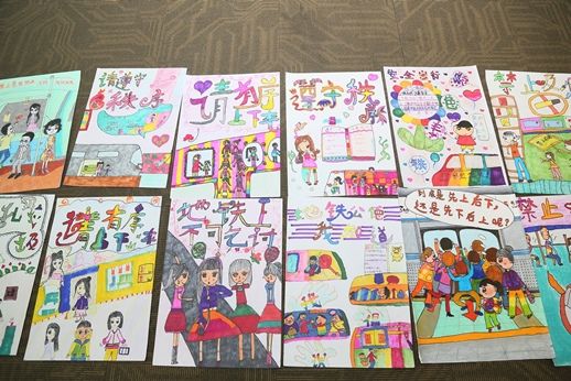 北京小学生画"地铁" 绿色出行从"我"做起