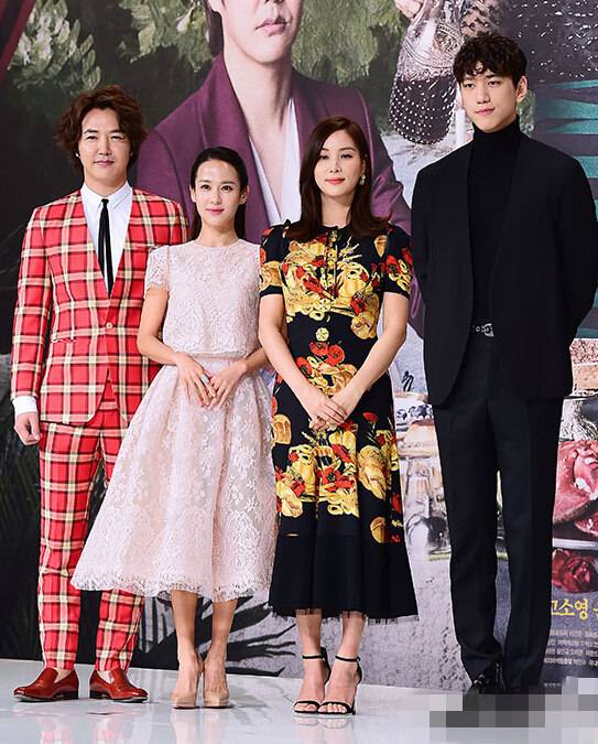 《完美的妻子》举行发布会 张东健妻子高小英优雅现身【组图】--重庆频道--人民网