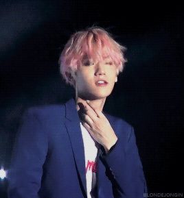 一定是因为太帅了!鹿?张艺兴边伯贤 男星中的