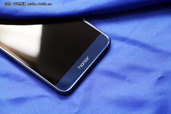 提速互联网手机的旗舰 荣耀V9评测