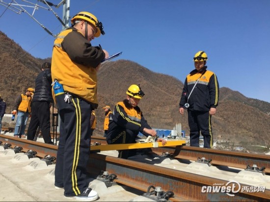 宝兰、西成高铁陕西段启动静态验收 进入开通