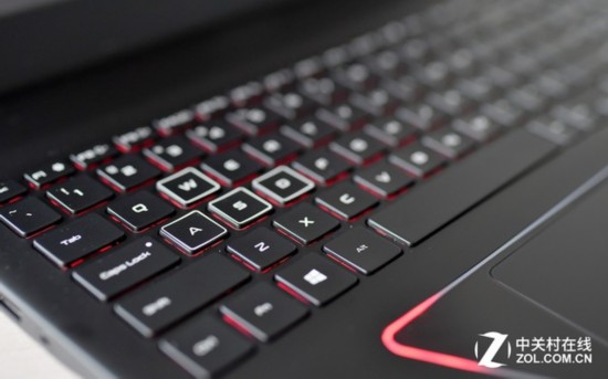 背光键盘是机械键盘吗_三星玄龙骑士键盘背光_德意龙机械师三色背光键盘