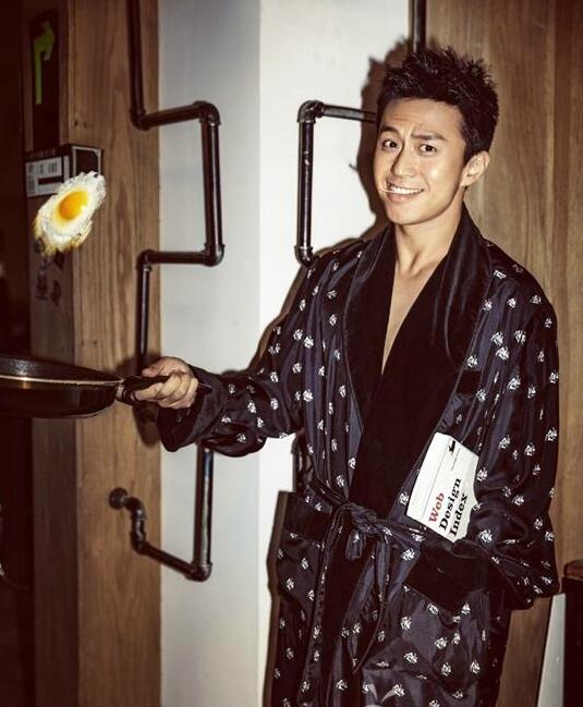 洋井柏然李易峰陈伟霆邓超 这些男神穿睡衣也