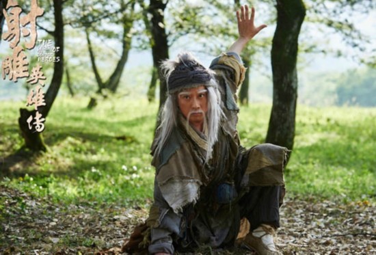 射雕英雄传欧阳锋洪七公有过几次大战?欧阳锋