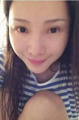 卸妆后的女星真面目:佟丽娅干黑 宋茜一脸痘