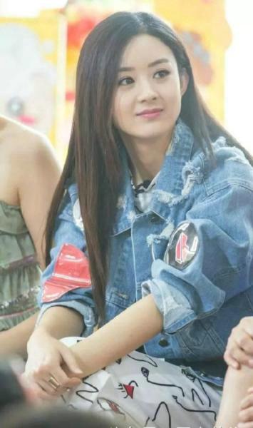 杨幂刘亦菲赵丽颖迪丽热巴谢娜 女星长直发很