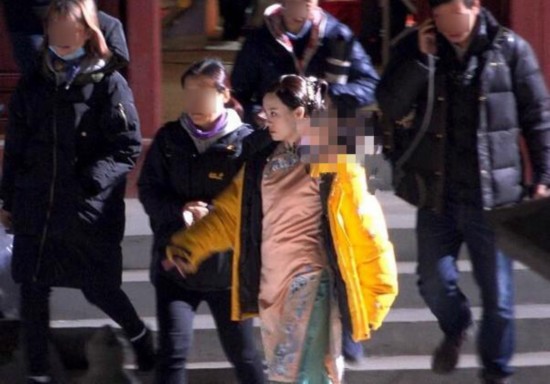 孙俪为何穿这身衣服领奖？背后的原因让人有点心酸