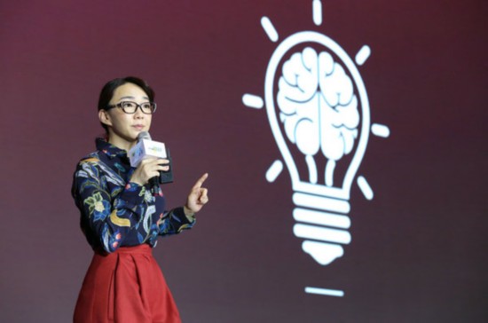 甘薇:号召更多人关注女性 佟大为分享人生感悟