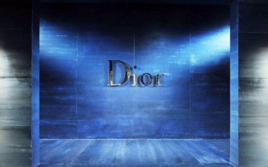 Dior2017秋冬时装周 另辟蹊径海军蓝风格