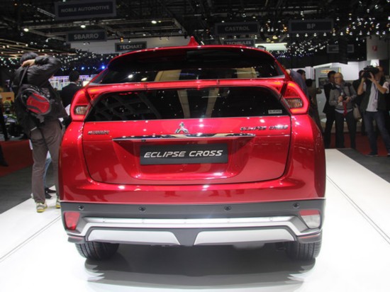 2017߳չ:Eclipse Cross׷