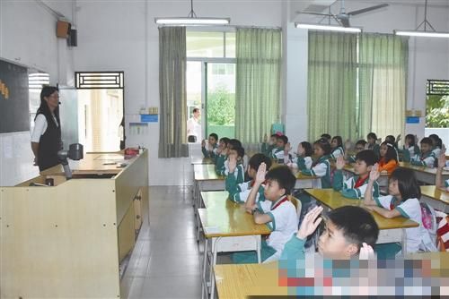 文明课堂走进东莞校园 文明礼仪从小培养