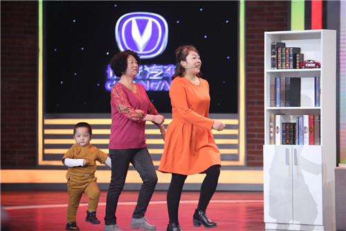 《欢乐中国人》刘涛谈军嫂生活:换灯泡都不是