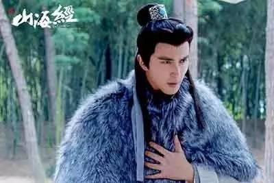 从中戏之耻到如今的东华帝君 高伟光竟然经历了这么多心酸！现实就是个傻白甜大叔